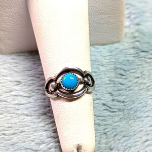 Vintage 70's Southwestern Sterling Silver Ring with Turquoise Stone